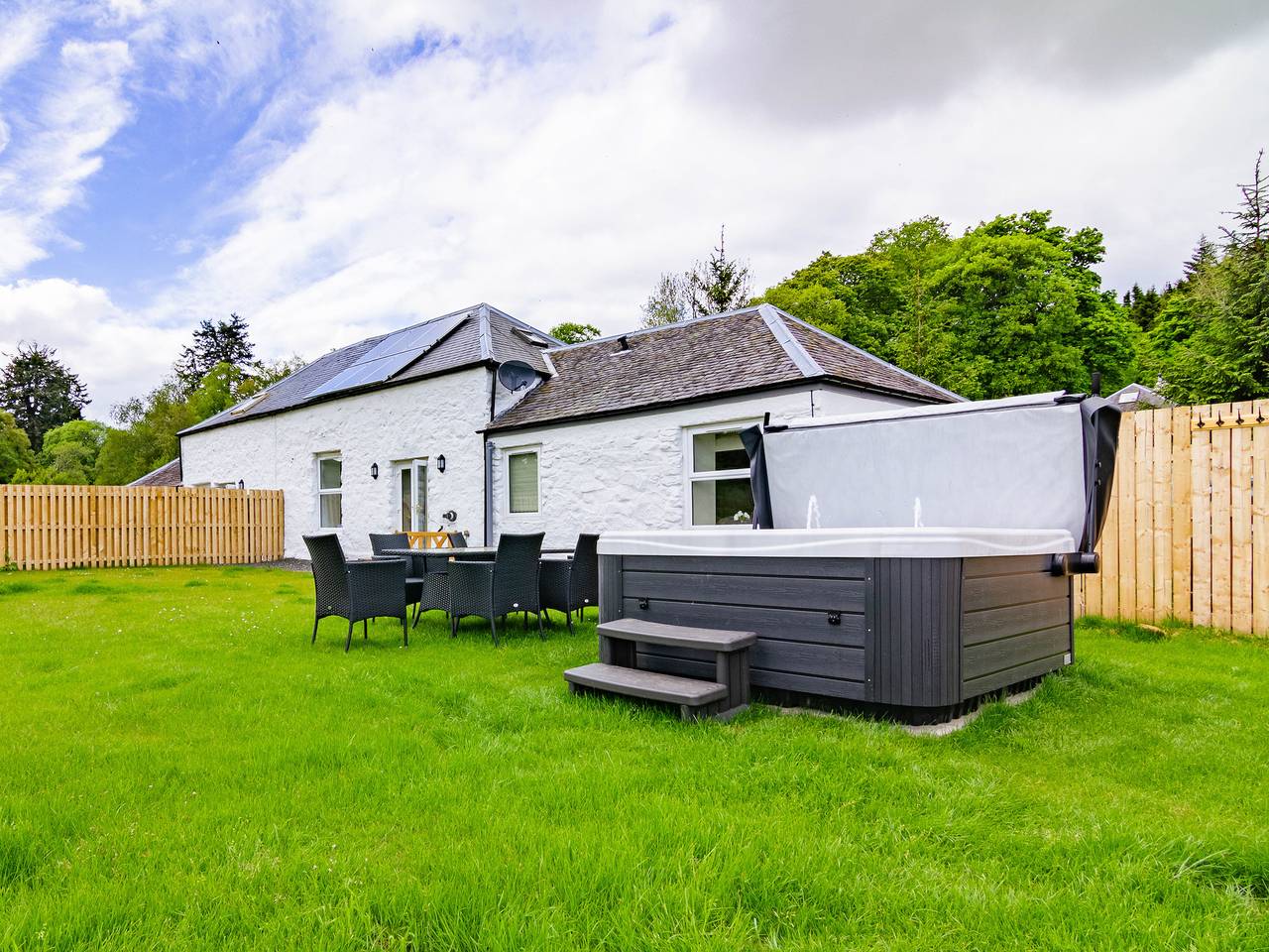 Log Cabin for 5 People in Glenshee, Perthshire