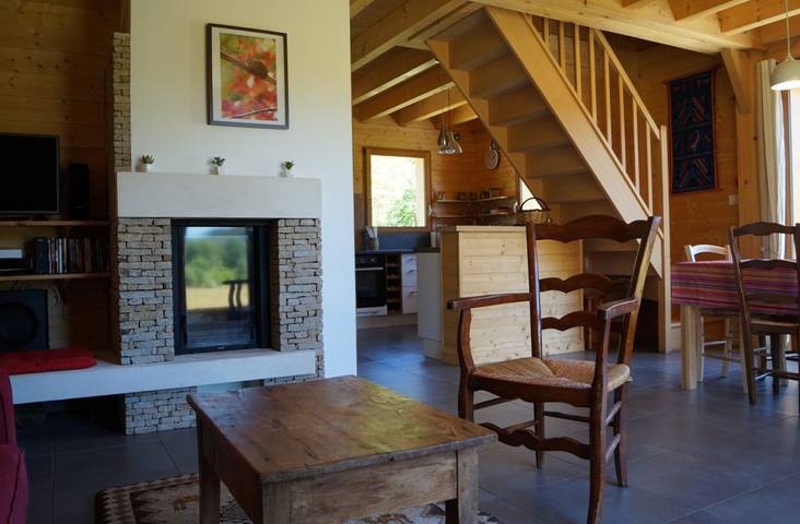 Gîte pour 6 personnes, avec jardin, animaux acceptés dans le Cantal - 4