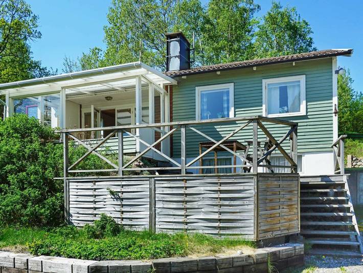 Feriehus for 5 personer, med Terrasse og Hage i Syd-Sverige