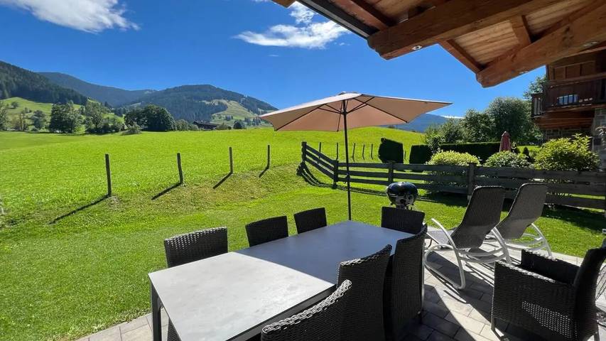 Ferienhaus für 8 Personen, mit Garten und Sauna in Leogang