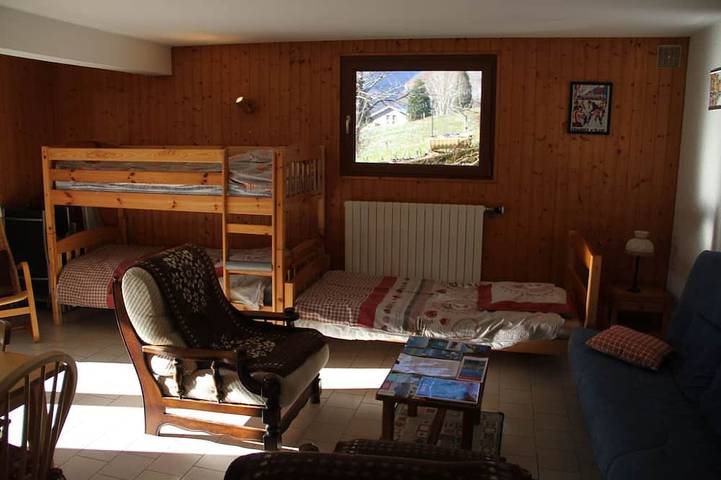 Apartment in the mountains and near Lake Annecy in Saint Ferréol, Région d'Annecy