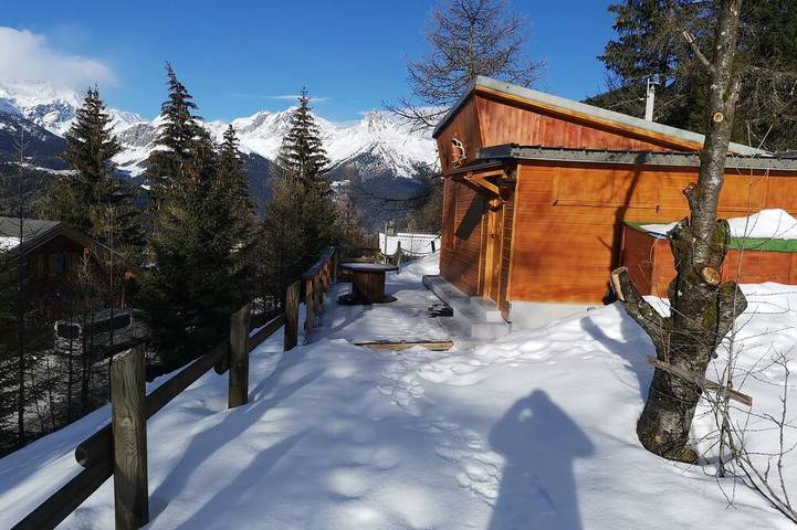 Chalet pour 4 personnes, avec jardin et terrasse dans Valfréjus