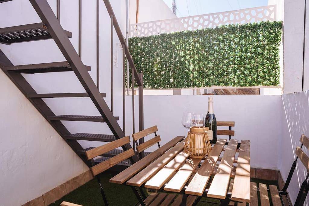 Entire apartment, Two-Bedroom Apartment in Casco Antiguo, Sevilla
