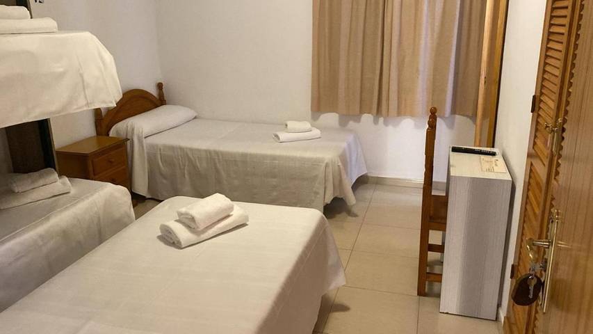 Gîte pour 2 personnes, avec jardin à Arjona (homonymie) - 2