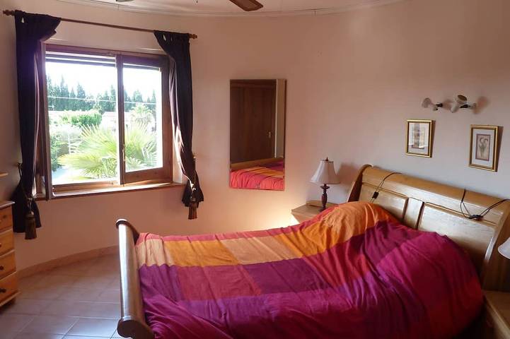 Location de vacances pour 8 personnes, avec piscine et jardin à Bellcaire d'Empordà - 4