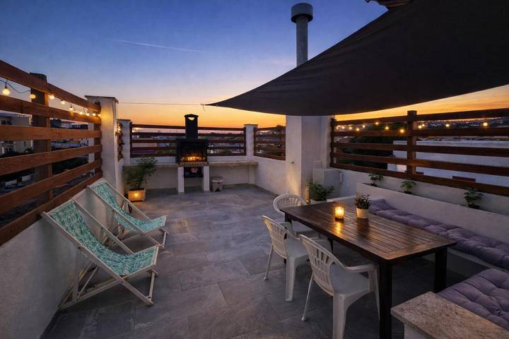 Casa de vacaciones para 6 personas, con vistas además de jardín y piscina - 1