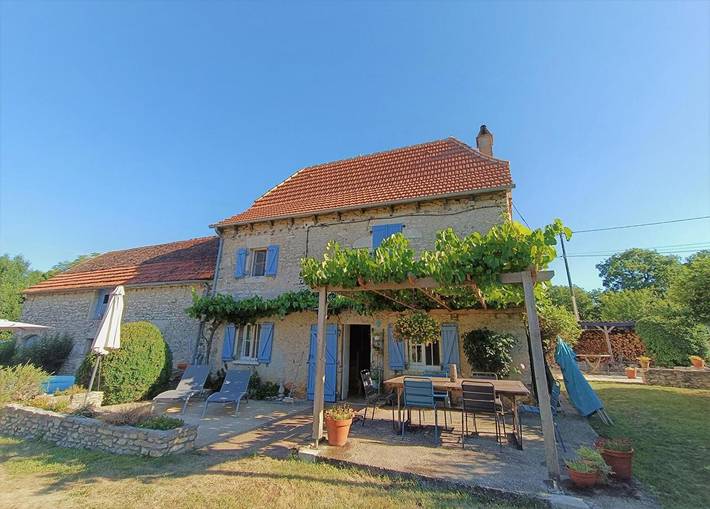 Chambre d’hôte pour 4 personnes, avec jardin à Montvalent