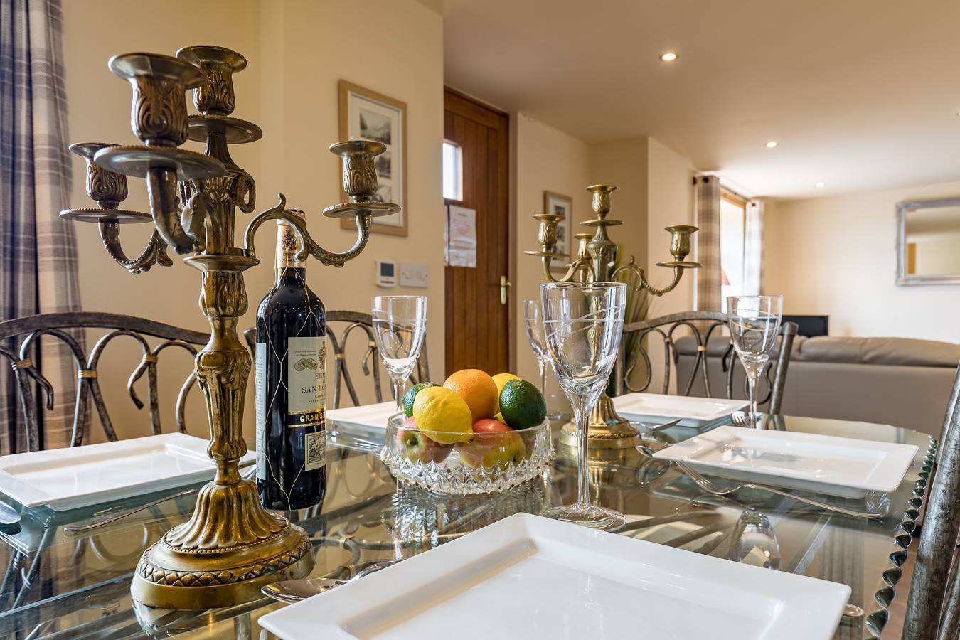 The Barn at Brambles Farm - Sleeps 6, Hot Tub in Staffordshire