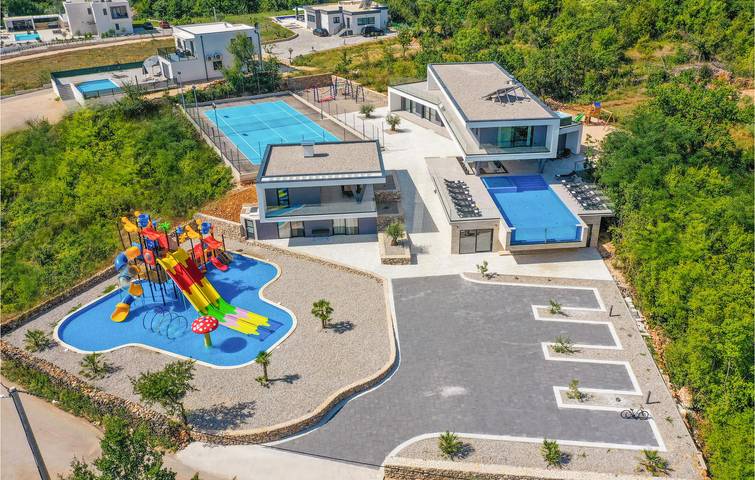 Gemütliche 1-Zimmer-Wohnung mit Pool, Terrasse und WLAN – 2 km vom Fluss entfernt in Imotski, Makarska Riviera