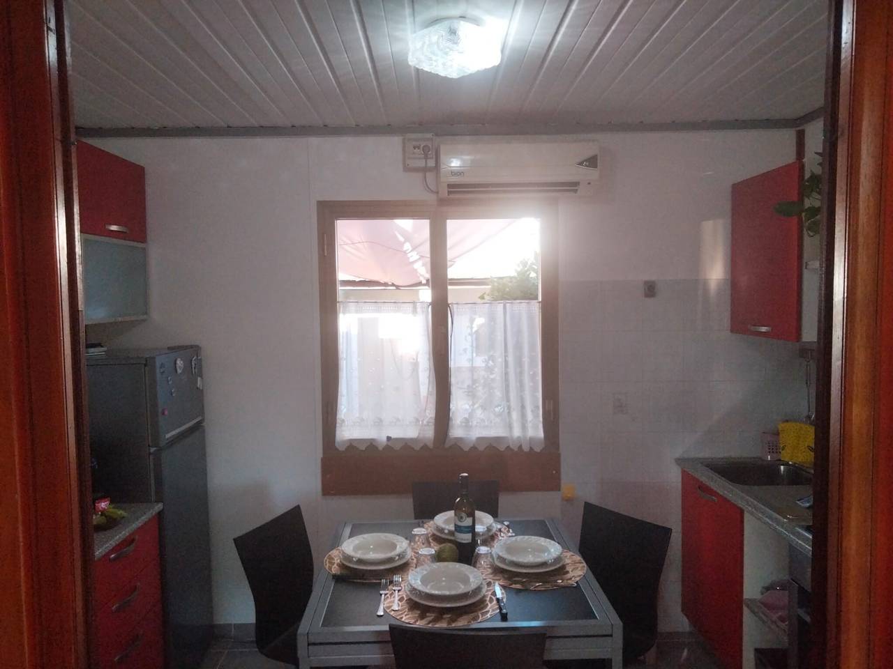 Casa Vacaciones 'Terdom' con Terraza Privada, Jardín Privado y Aire Acondicionado in Porto Badino, Agro Pontino
