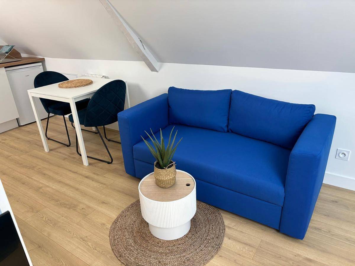 Appartement entier, One-Bedroom Apartment in Ennevelin, Région de Lille