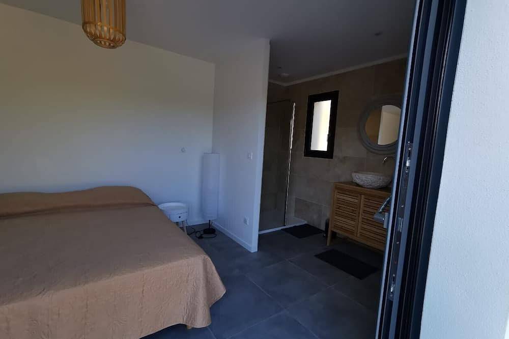 Villa Isula 2 Minuten vom Strand Lozari entfernt! in Palasca, Calvi und Umgebung