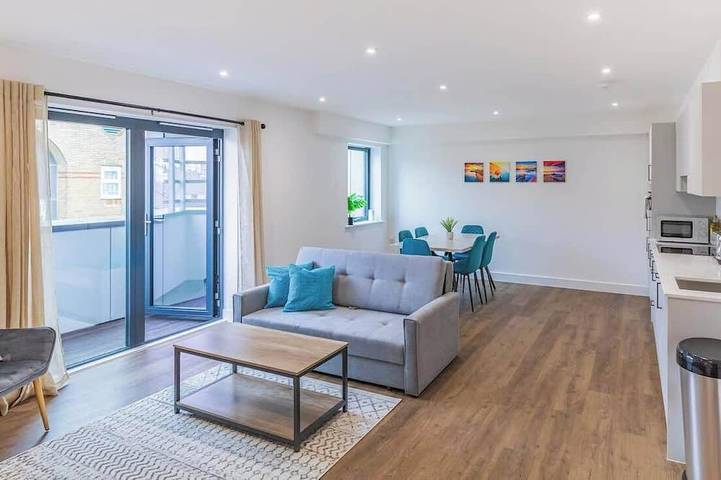 Glamping for 6 people, with balcony in Brighton