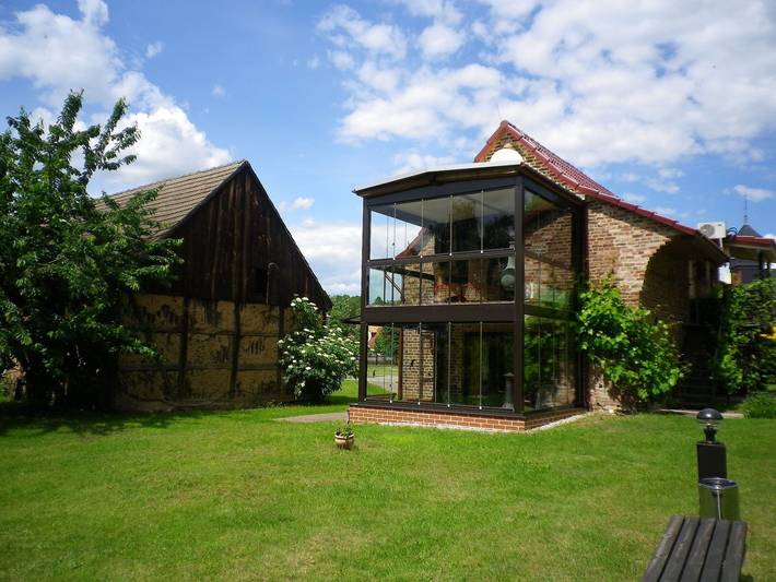 Hütte für 4 Personen, mit Seeblick und Ausblick sowie Garten in Brandenburg