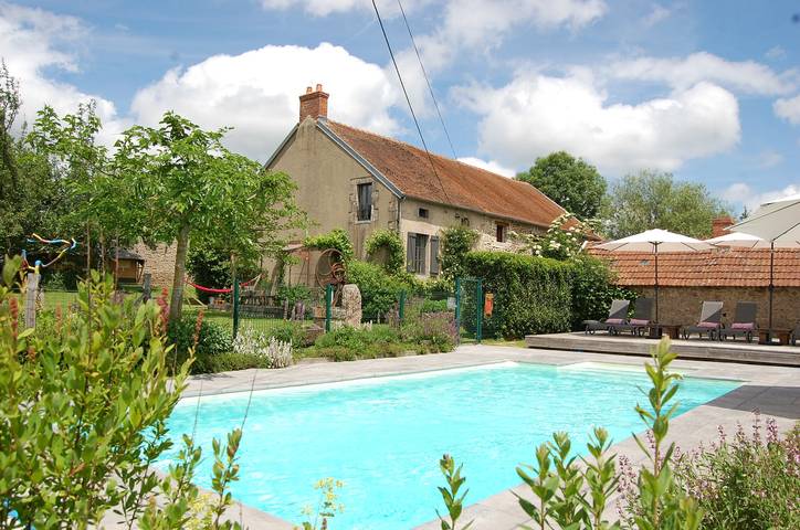 Gîte pour 6 personnes, avec piscine