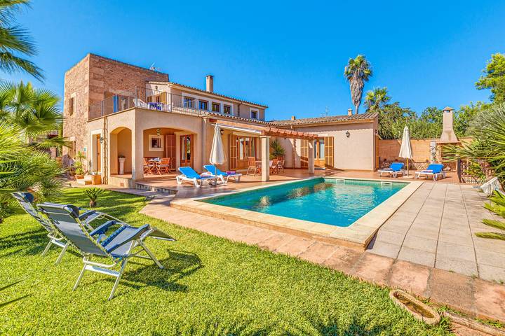 Maison de vacances "Cas Padrins de Campos" avec vue montagne, piscine et terrasse in Campos, Majorque du Sud