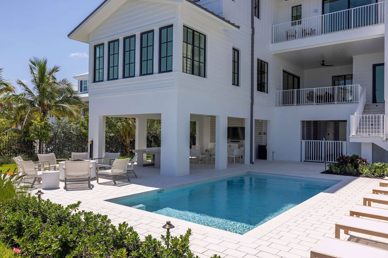 New Waterfront Home - Sunray House in Key Haven, Stock Island