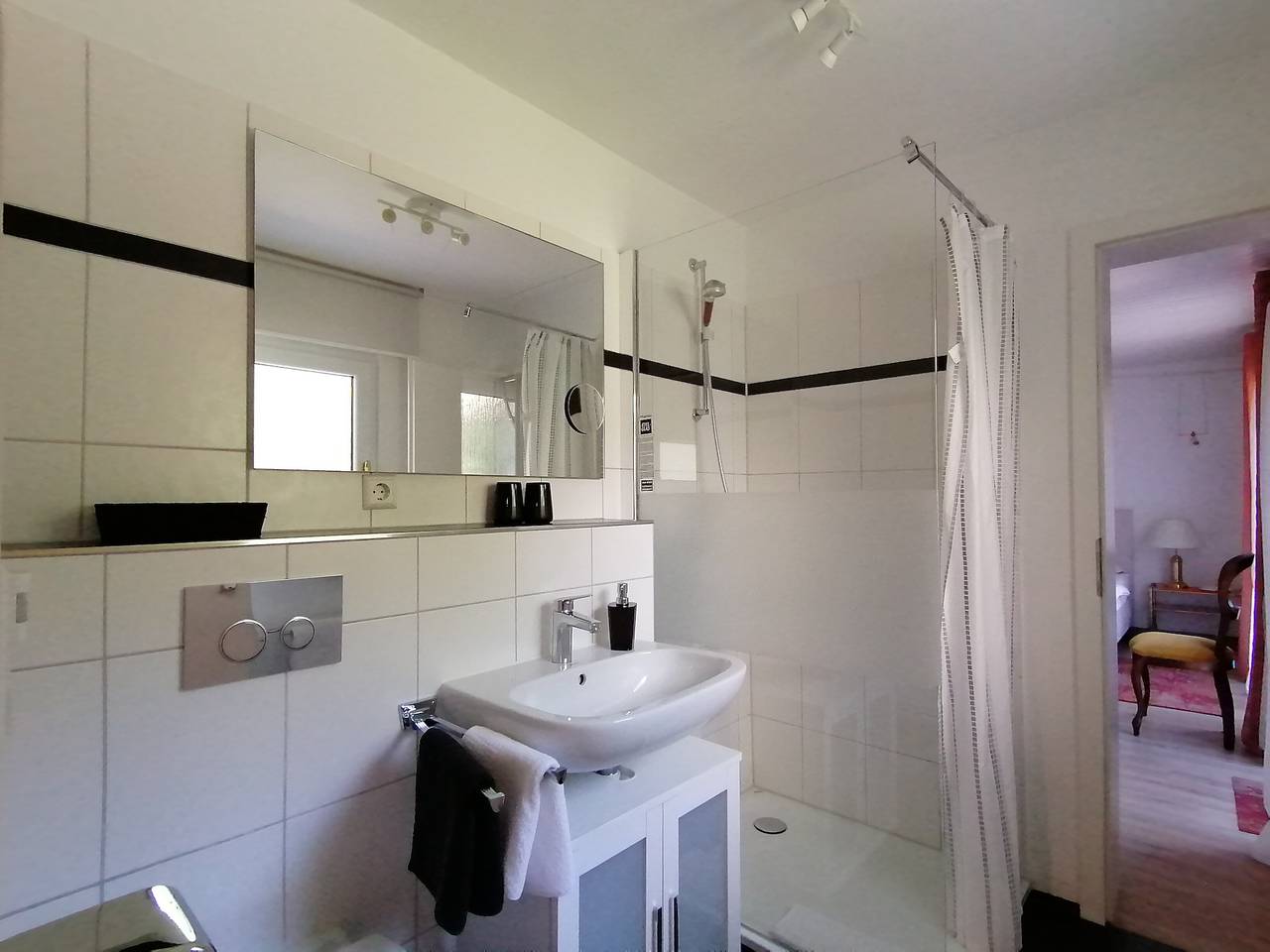 Appartement '1' met privéterras, gedeelde tuin en Wi-Fi, foto 12