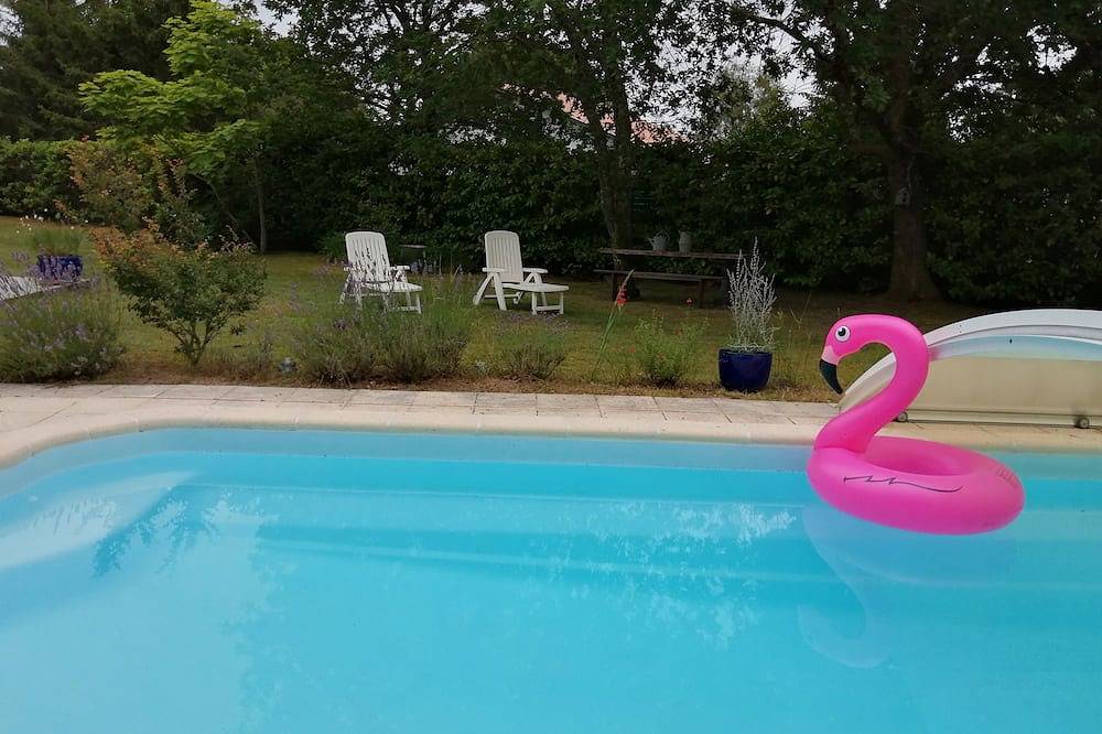 Villa 5 couchages  piscine et jardin privé ;l' Océan ses belles plages Lac Foret in Azur, Côte d’Argent