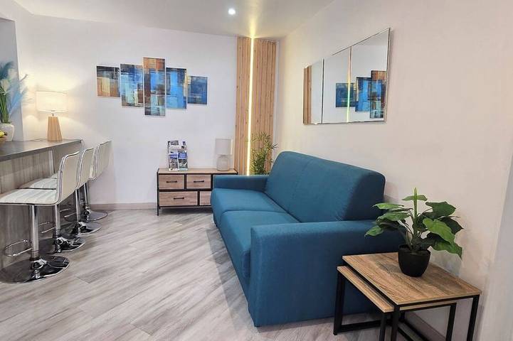 Gîte pour 4 personnes, avec jacuzzi ainsi que jardin et terrasse dans Carnolès - 2