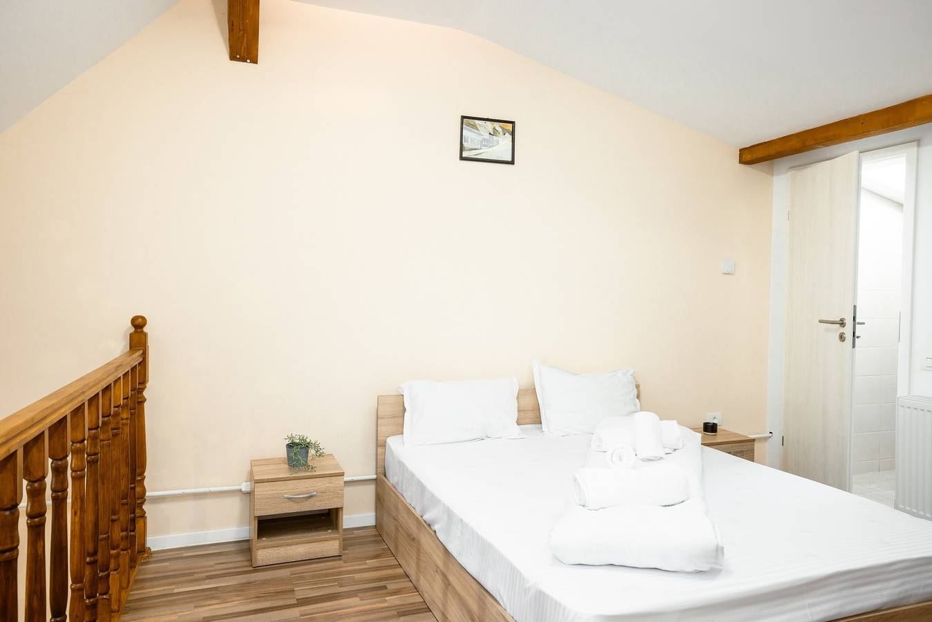 Entire holiday apartment, Apartment Sleeps 4 with Pets Welcome in Timișoara, Timiș