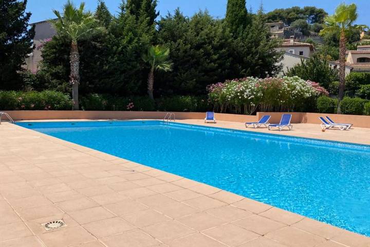 Ferienhaus für 6 Personen, mit Pool und Garten sowie Terrasse - 1