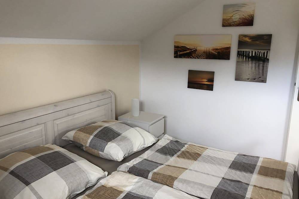 Entire apartment, 3 room apartment holiday year 2016 - 270m from the beach - rentable all year - Wlan in Niendorf, Timmendorfer Strand