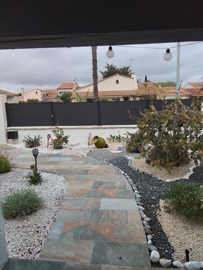 Double Room with Terrace in Lunel, Côte méditerranéenne (France)