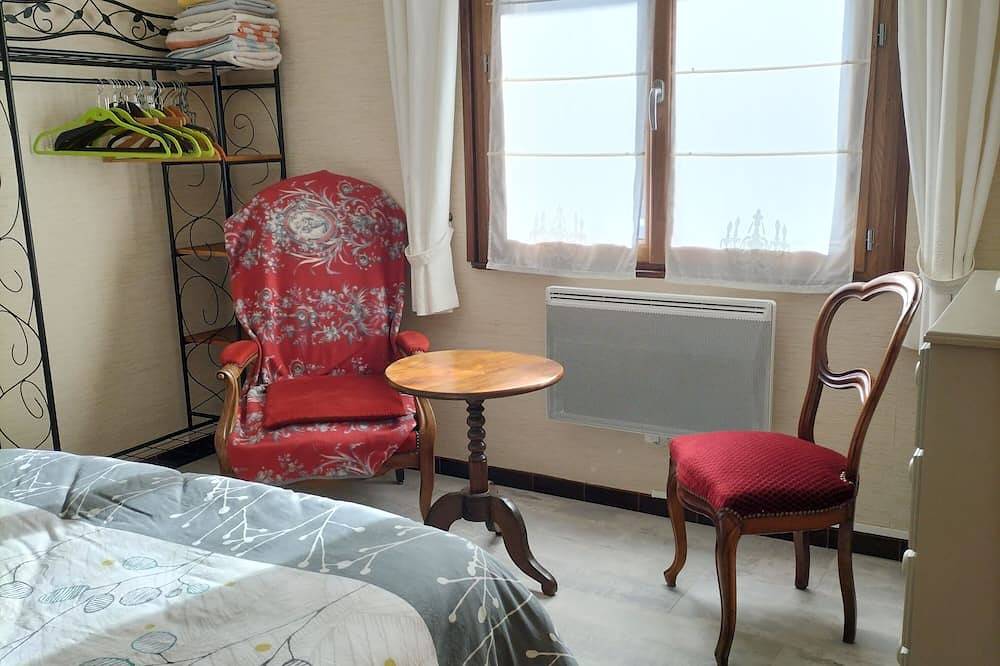 Geheel appartement, Huur Guillestre grond-van-chalet 4 pers, prachtig uitzicht op het zuiden in Guillestre, Briançon en omgeving