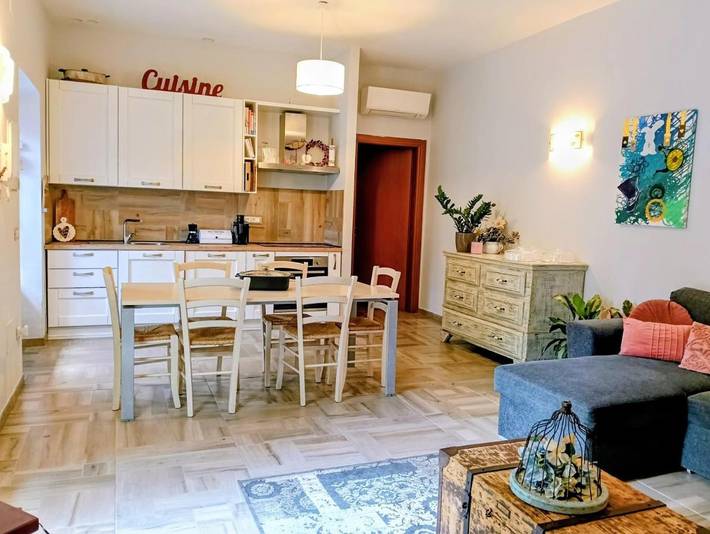 B&b voor 2 personen, met terras in Toirano