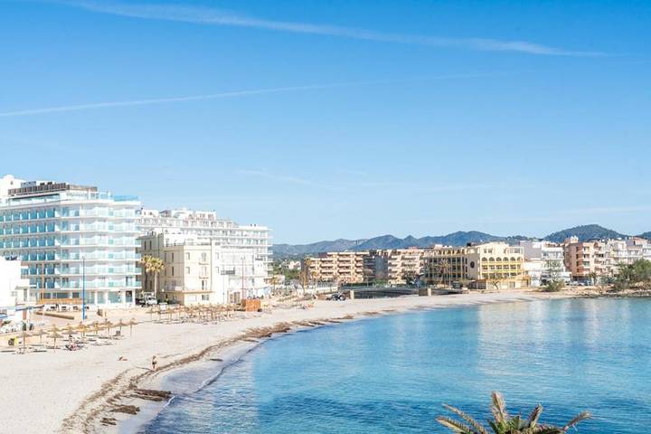 Ferienwohnung für 4 Personen, mit Balkon und Terrasse sowie Ausblick