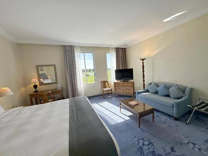 Hôtel pour 3 personnes, avec Terrasse et Jardin ainsi que Piscine et Sauna à Margaux - 4