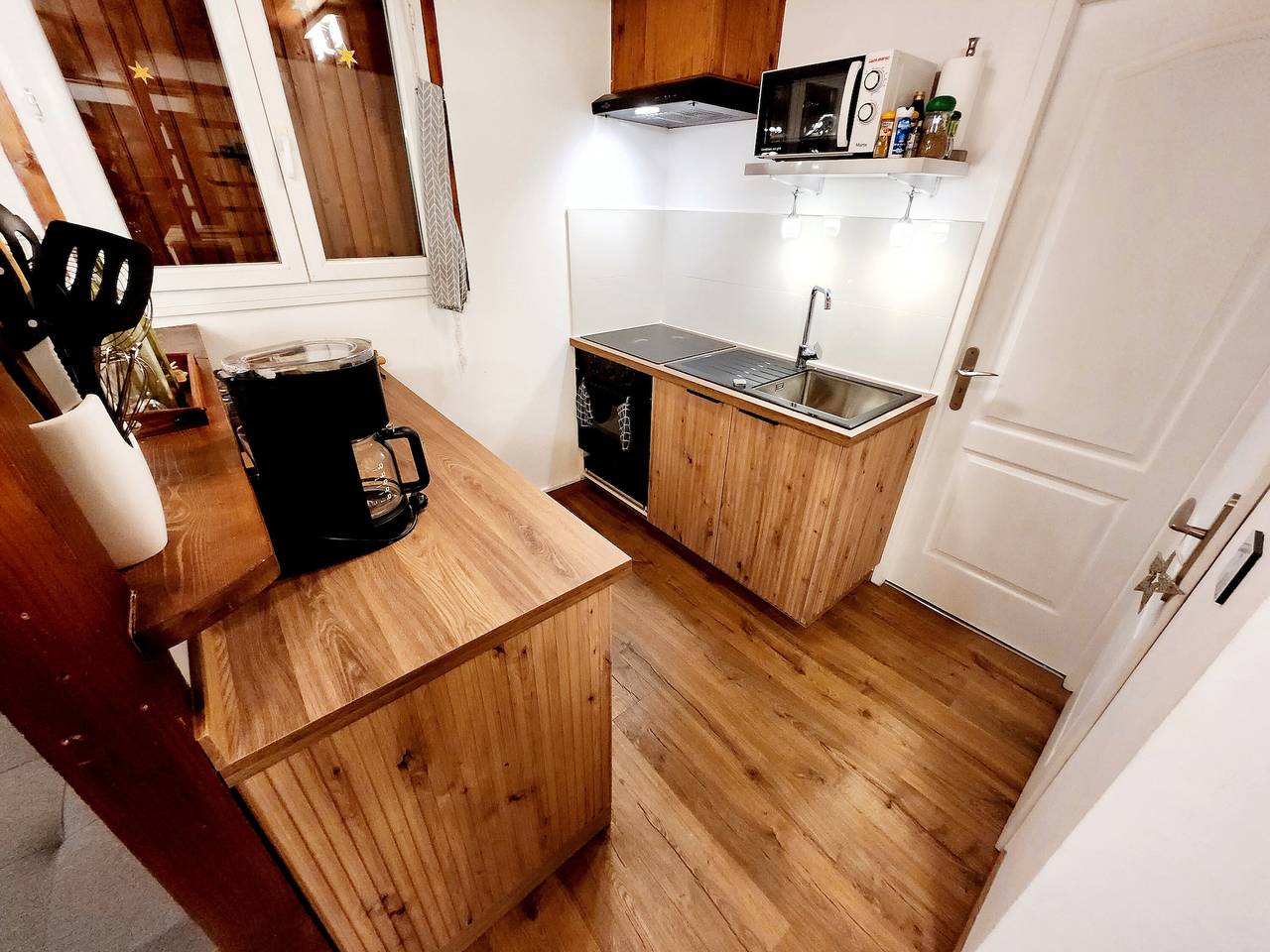 Maison de Vacances 'Entier Avec Spa 6 Personnes' avec Vue sur la Montagne, Wi-Fi et Climatisation in Seyne-les-Alpes, Alpes-de-Haute-Provence