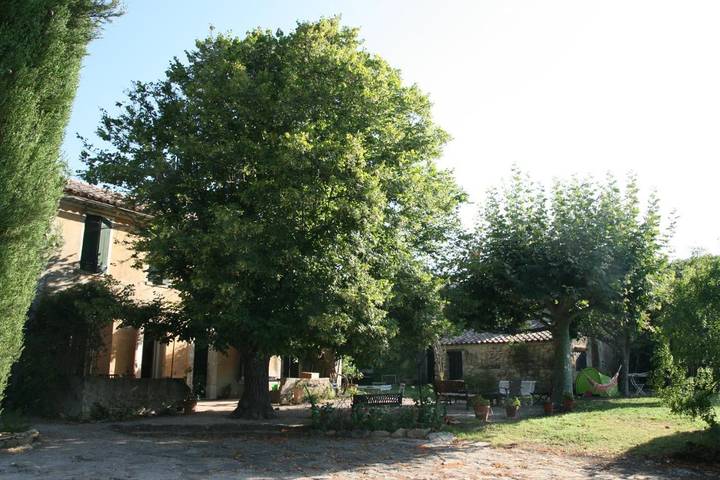 Casa de vacaciones para 10 personas, con piscina además de jardín y vistas - 1