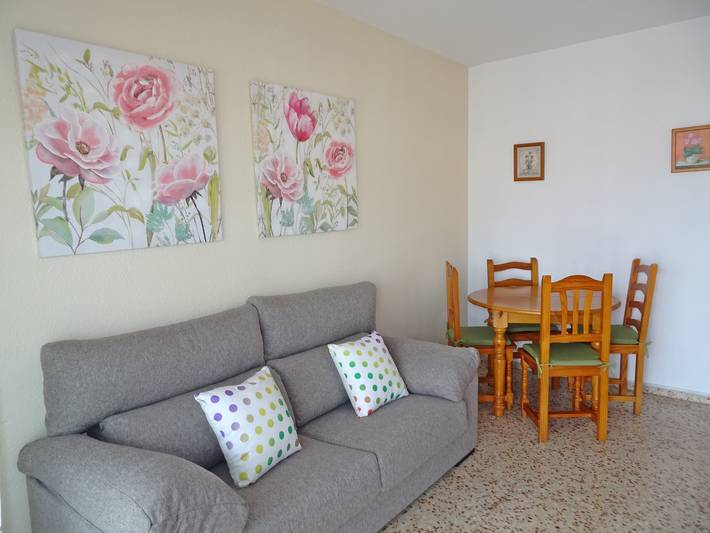 Ferienwohnung für 5 Personen, mit Terrasse und Garten in Gandia - 4