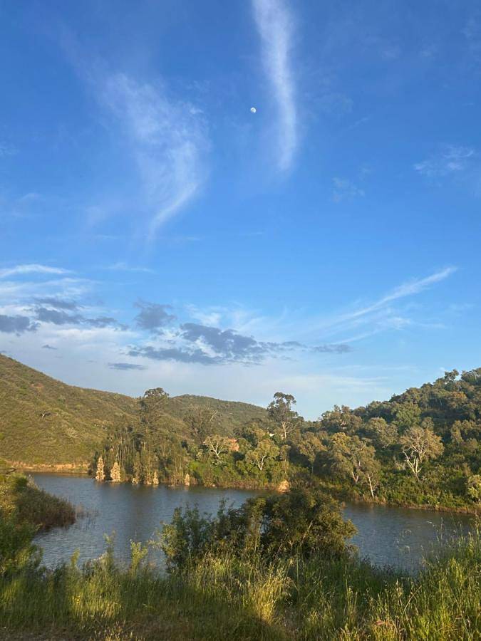 Hidden Valley Cabin in Santana da Serra, Beja Distrikt
