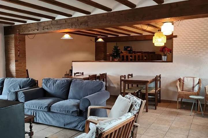 Cal Tous es una magnífica casa rural en el bonito pueblo de Rojals in Mont Blanc (Tarragona), Provincia de Tarragona