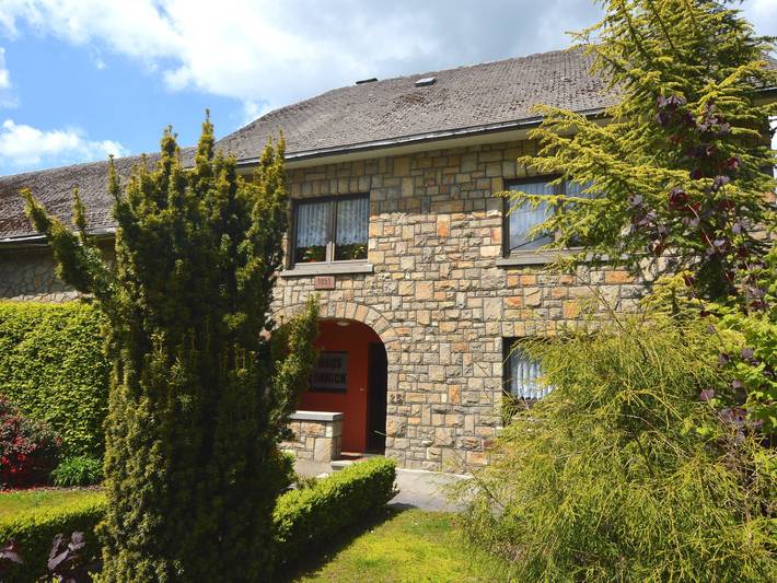 Maison de vacances pour 10 personnes, avec terrasse ainsi que sauna et jardin à Butgenbach
