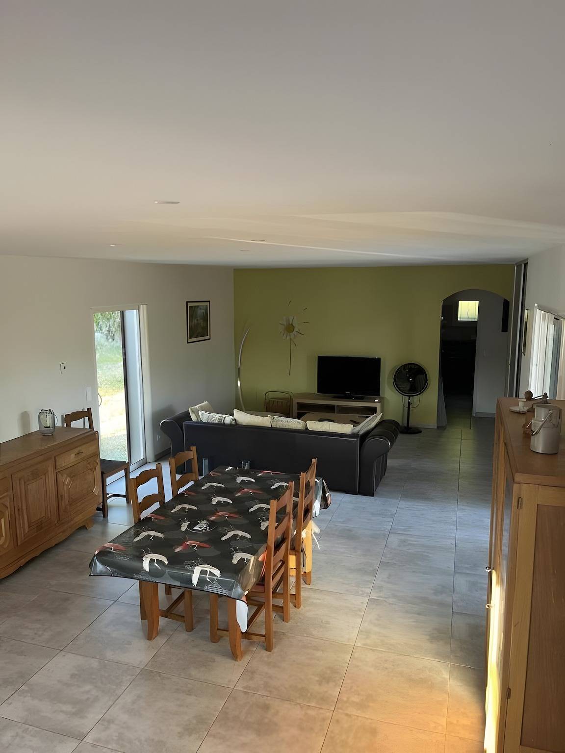 Maison de vacances « Les Cinsault » avec piscine privée, Wi-Fi et climatisation in Vaison-la-Romaine, Parc naturel régional du Mont-Ventoux