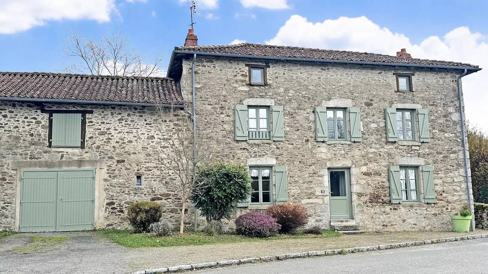 Casa rural de Francia 8 personas in Saint-Denis-des-Murs, Región de Limoges
