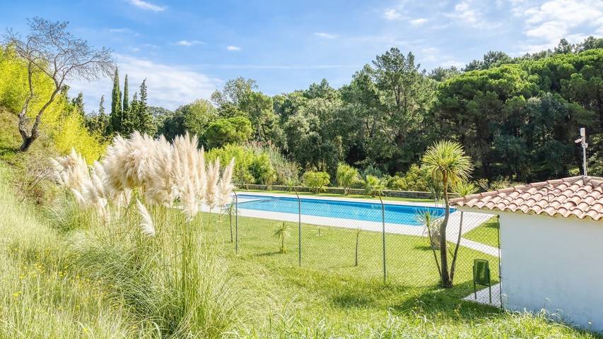 Villa "Costacabana - Lloret" mit Gemeinschaftspool, privater Terrasse und WLAN in Lloret de Mar, Costa Brava