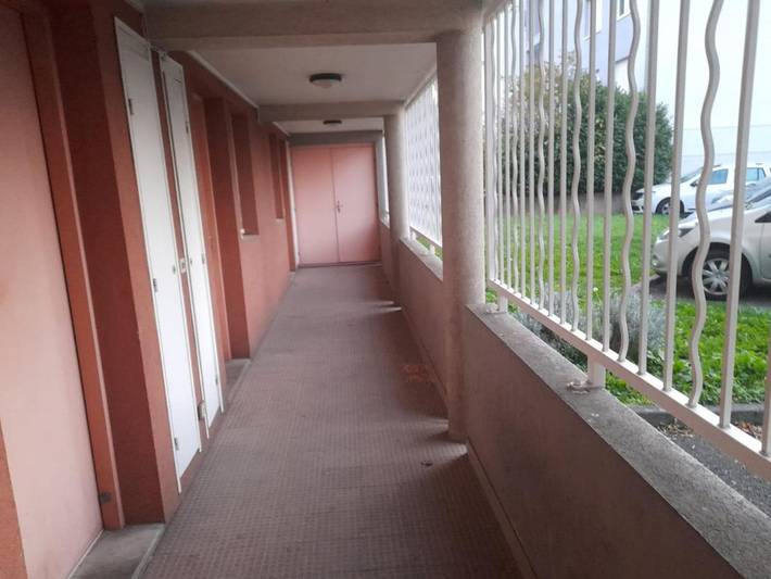 Gîte pour 2 personnes, avec balcon ainsi que piscine et jacuzzi à Échirolles - 2