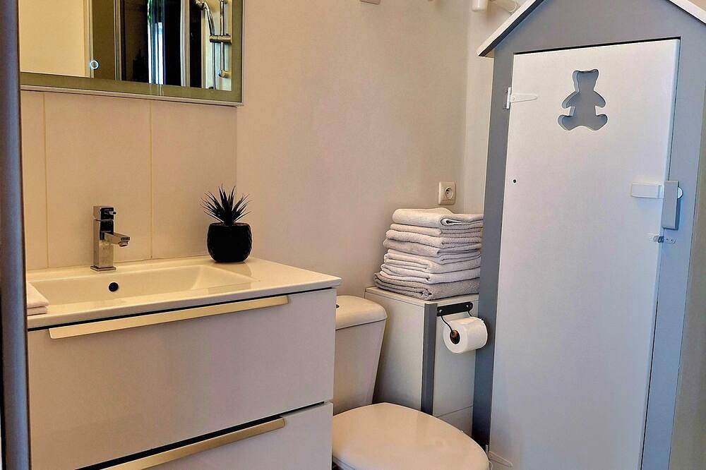 Appartement entier, Studio cosy avec jardin proche de la Seine in Champagne-sur-Seine, Seine-et-Marne