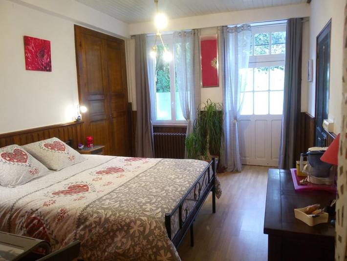 Chambre d’hôte pour 2 personnes, avec vue et jardin, animaux acceptés
