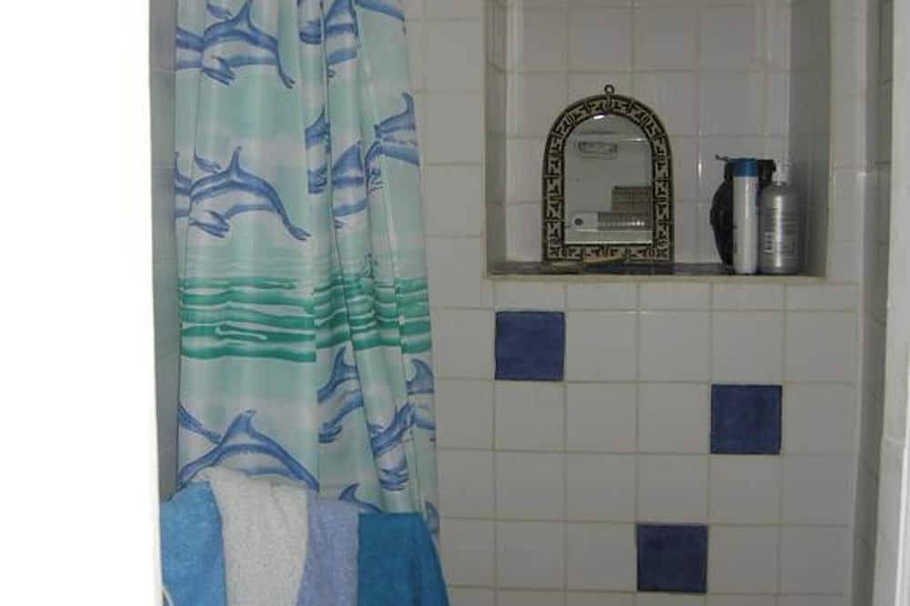 Homerez - Einladendes Haus in Reillanne mit eingezäuntem Garten in Reillanne, Regionaler Naturpark Luberon