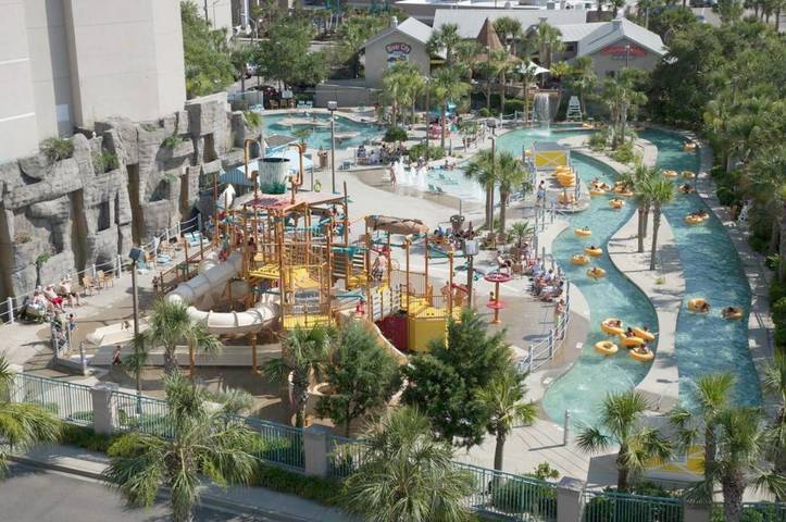 Resort para 4 personas, con piscina además de jacuzzi y jardín - 1