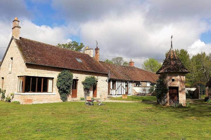 Gîte pour 8 personnes, avec jardin