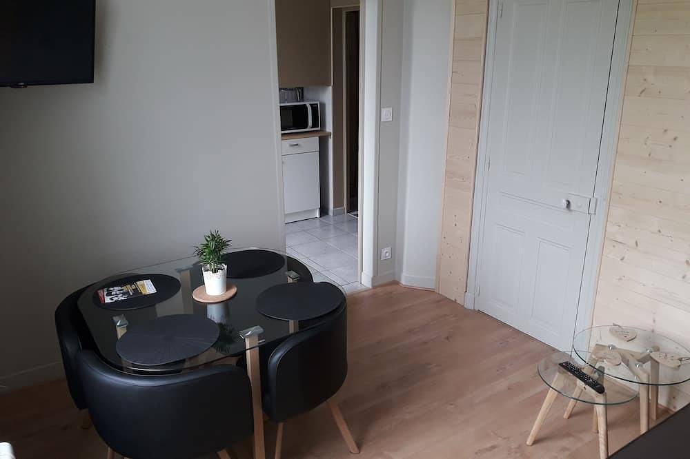 Apartamento entero, Apartamento frente al mar,<br>los pies en el agua ! in Langrune-sur-Mer, Región de Caen
