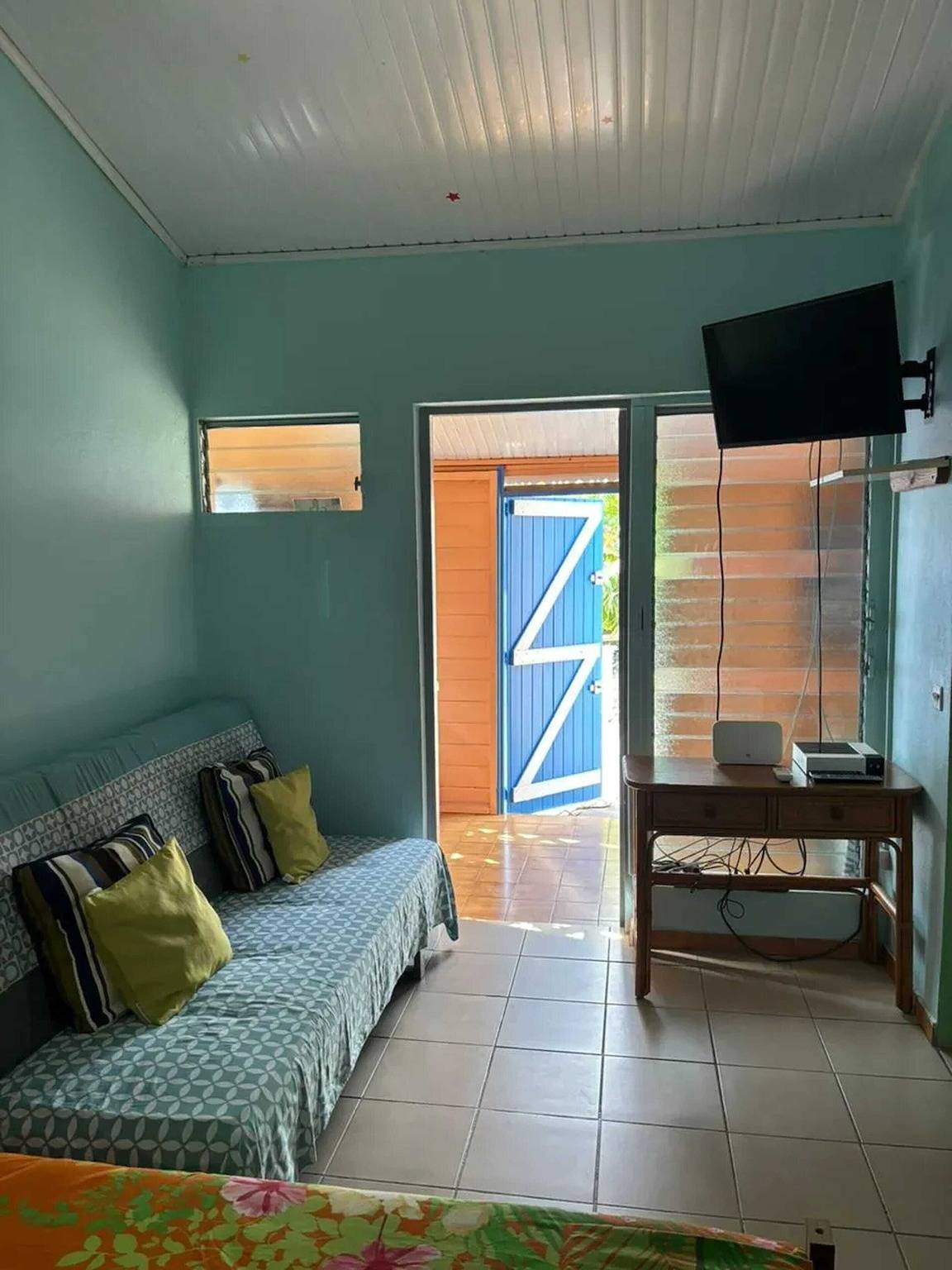 Estudio entero, Acogedor estudio cerca de Le Diamant, 30 m² con terraza in Le Diamant, Martinica