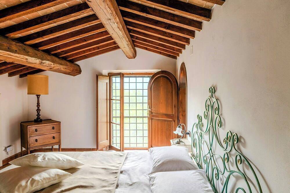 Charmante villa met uitzicht op Valfabbrica in Valfabbrica, Provincie Perugia
